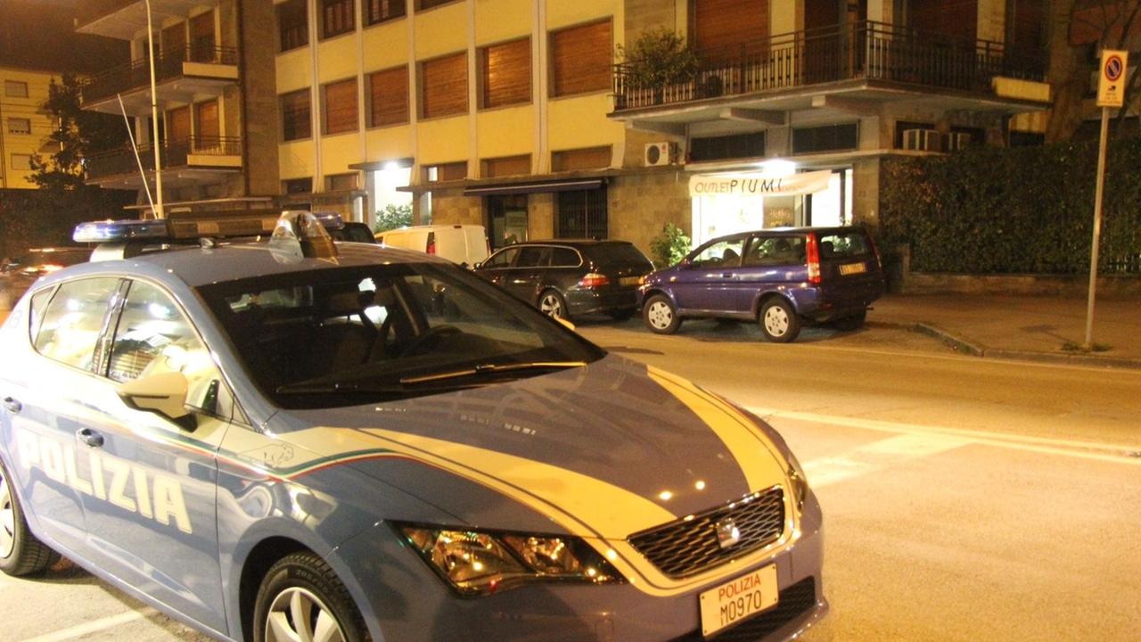 Una volante della polizia