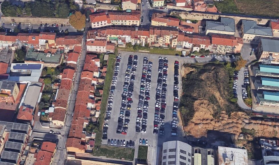 Chiuso nel weekend il parcheggio Pertini 