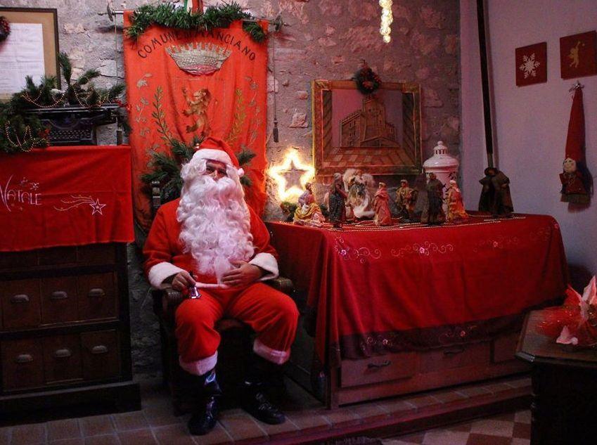 Villaggio di Natale Bufera sulle spese 