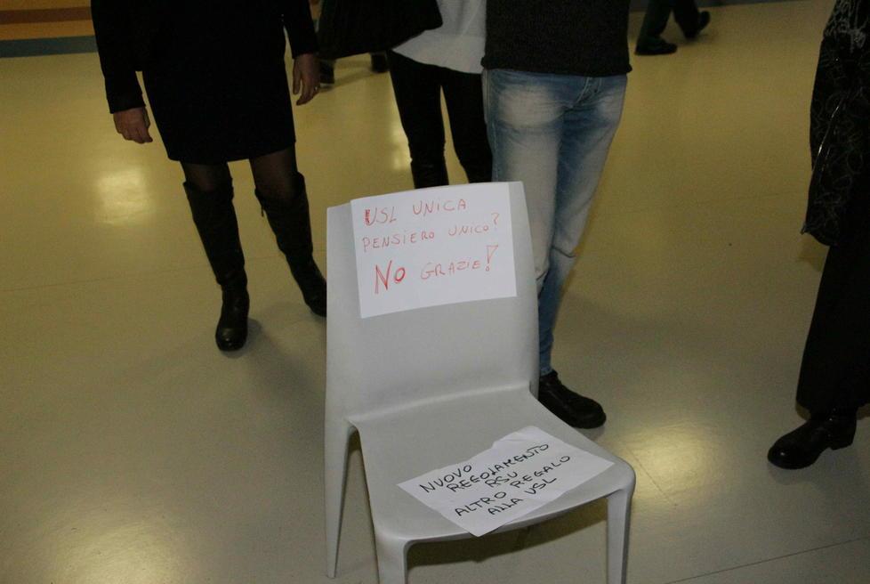 Assemblea pubblica sui disagi della sanità