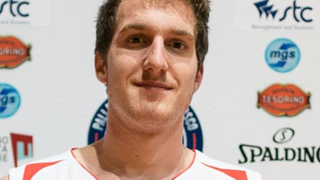 Sempre giovanissimo ma è uno dei pochi che stavolta si salva