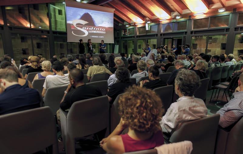 Sassari, non vedenti al cinema grazie a un’app 