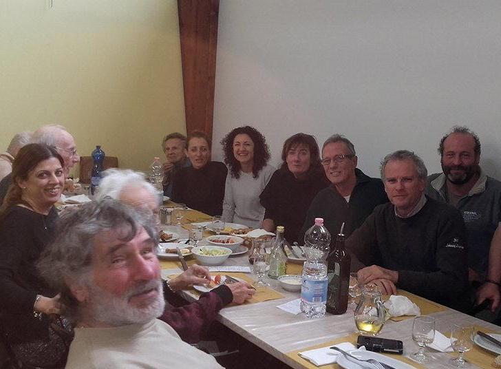 A pranzo con i nonni tra sorrisi e amarcord per stare insieme 