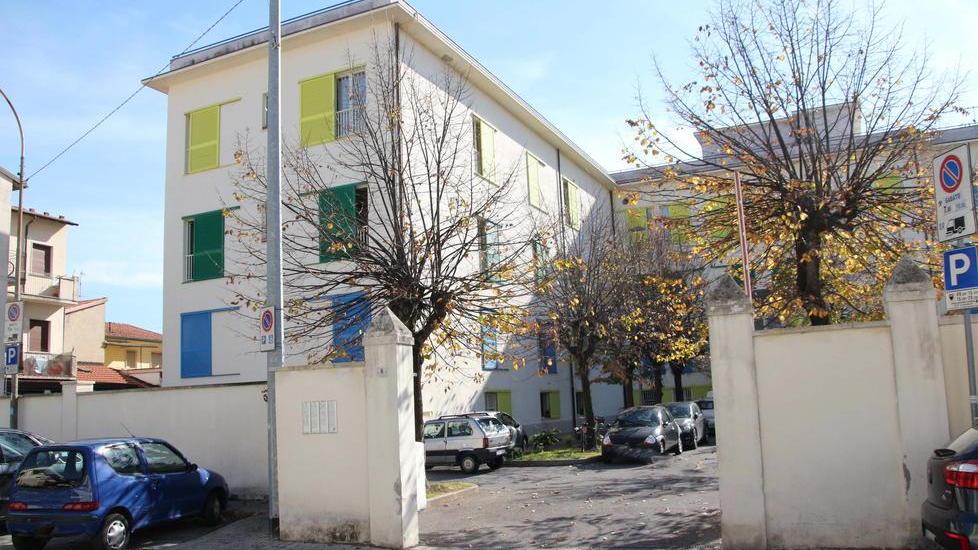 Messi in vendita sedici appartamenti dell’emergenza casa