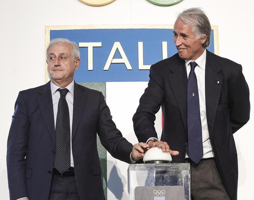 Il Coni commissaria il calcio: c’è Fabbricini 