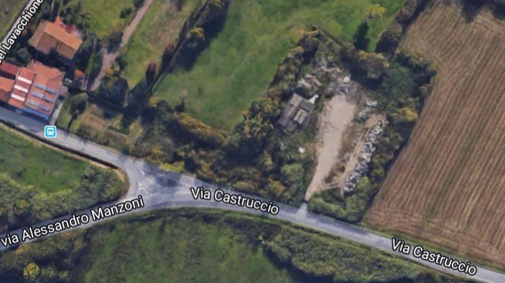 L'incrocio dove sorgerà una nuova rotatoria a Iolo