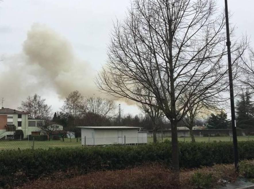 Filtro guasto, fumo dal forno crematorio  