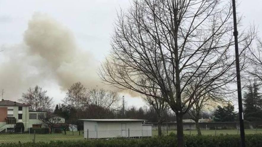Filtro guasto, fumo dal forno crematorio
