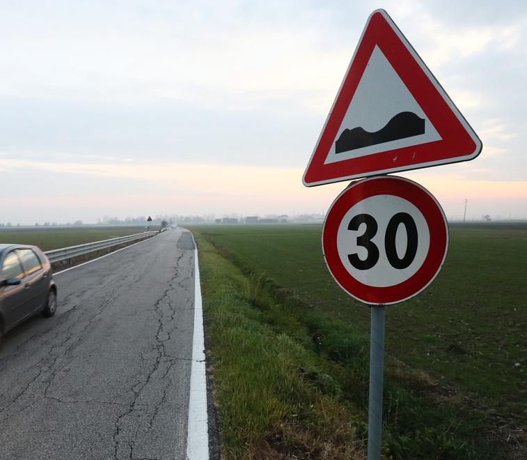 Sì ai limiti in via Frassino Si viaggia a 30/km all’ora