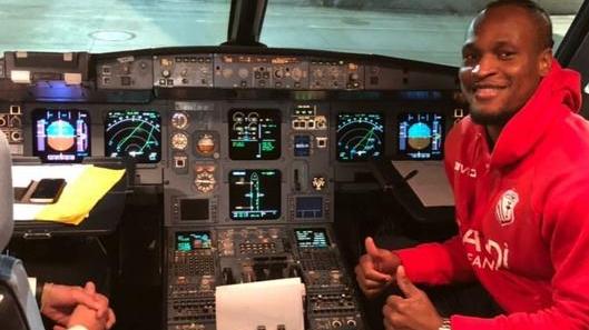 Mbakogu al comando sul campo e anche sull’aereo