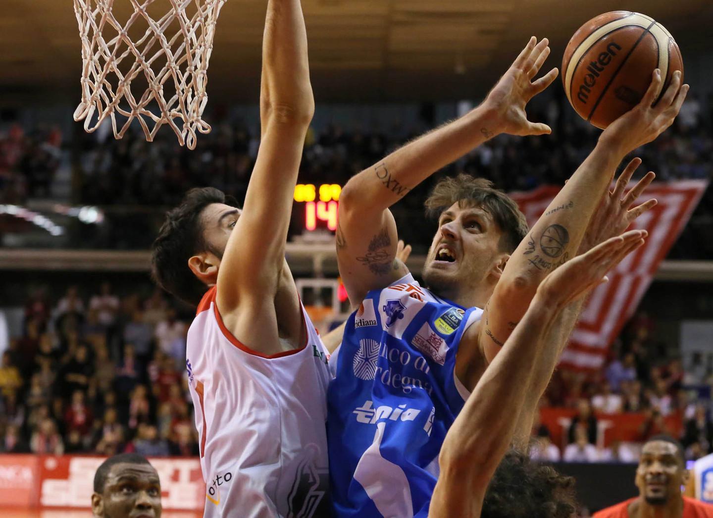 Della Valle punisce allo sprint la solita Dinamo da trasferta 