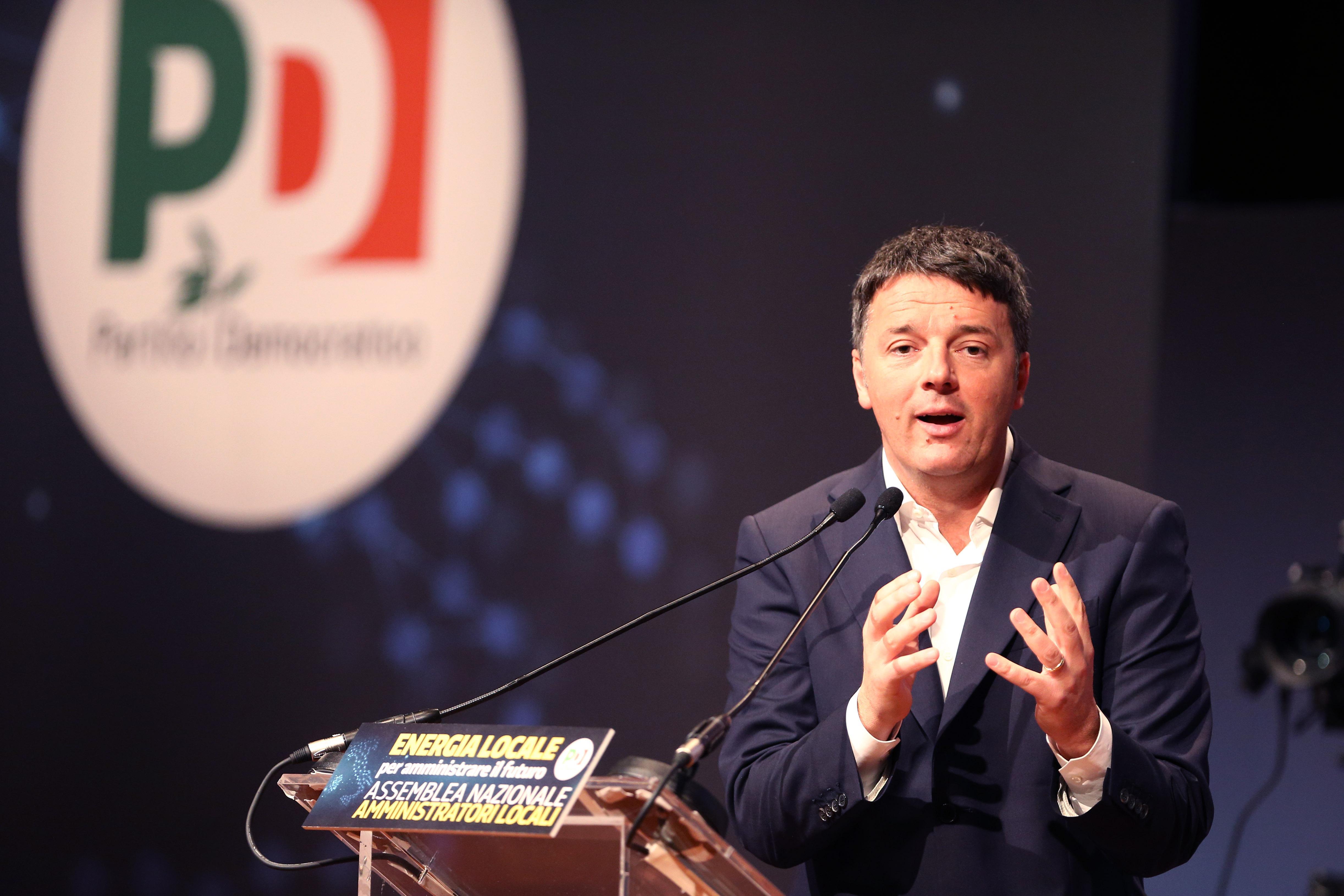 Attacco hacker al Pd di Firenze, online anche dati personali di Renzi 