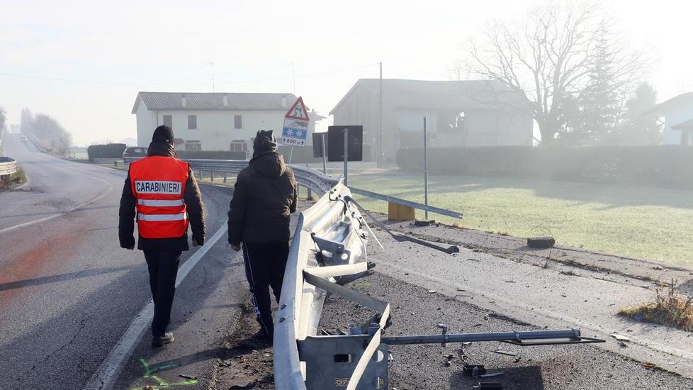 Morto nell’incidente, la comunità stretta nel dolore