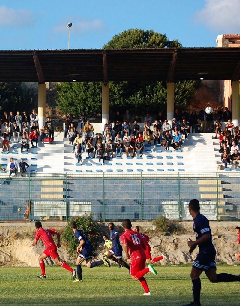 «No al nuovo stadio» A Castelsardo scatta una raccolta di firme 