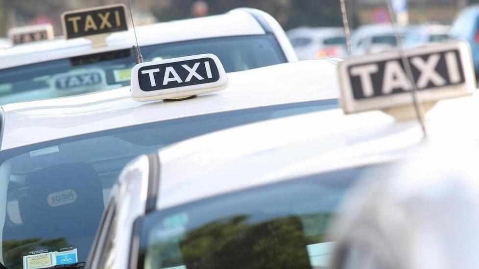 Radio taxi, mancano soldi per il servizio