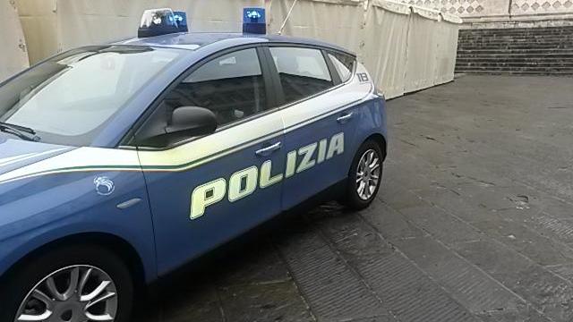 Una volante della polizia