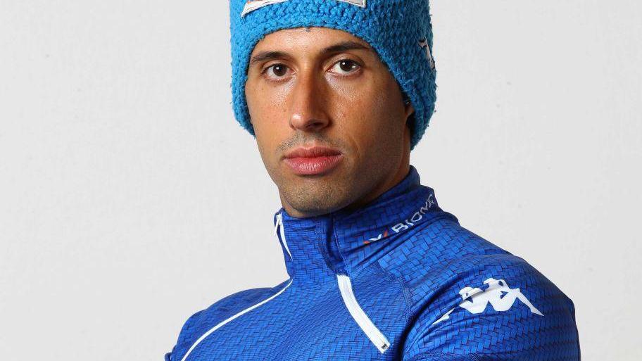Francesco Costa con la tuta azzurra