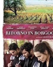 Un’elegia gentile tra casa d’infanzia e vigneto di famiglia 