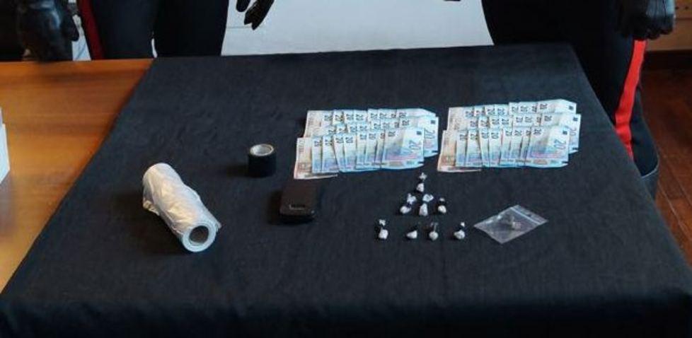 Scoperta coppia di pusher Un arresto e una denuncia 