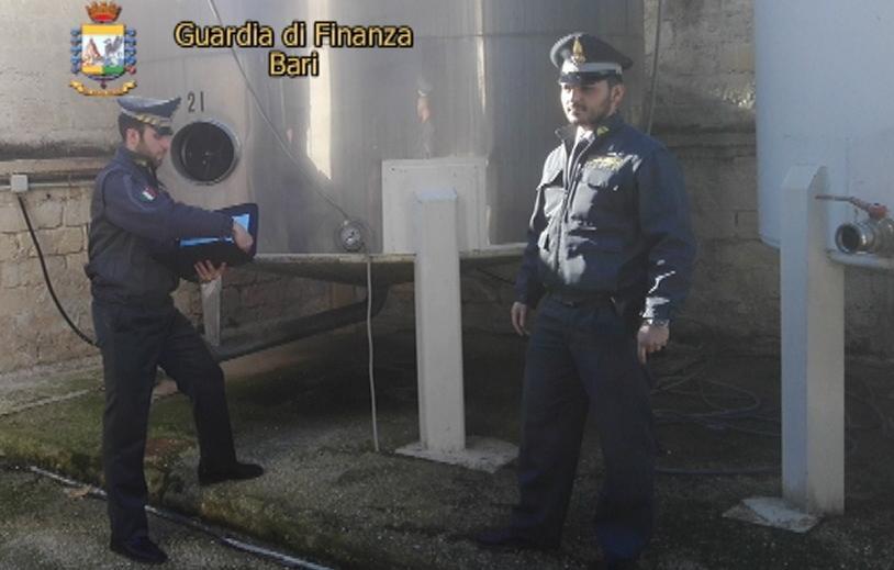 Finto balsamico: maxisequestro di mosto 