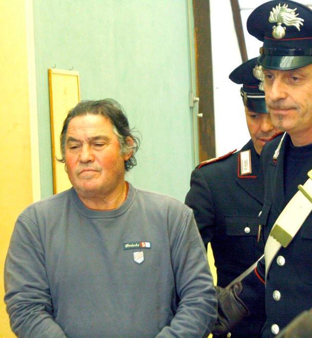 «Condannate lo stalker di via Rambaldi» 