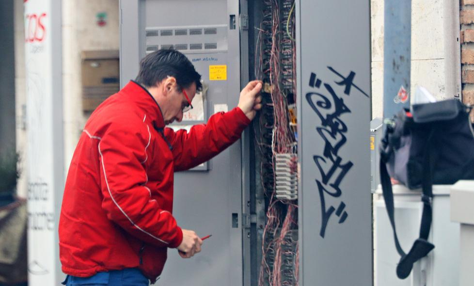 Posa fibra e guasti alla telefonia