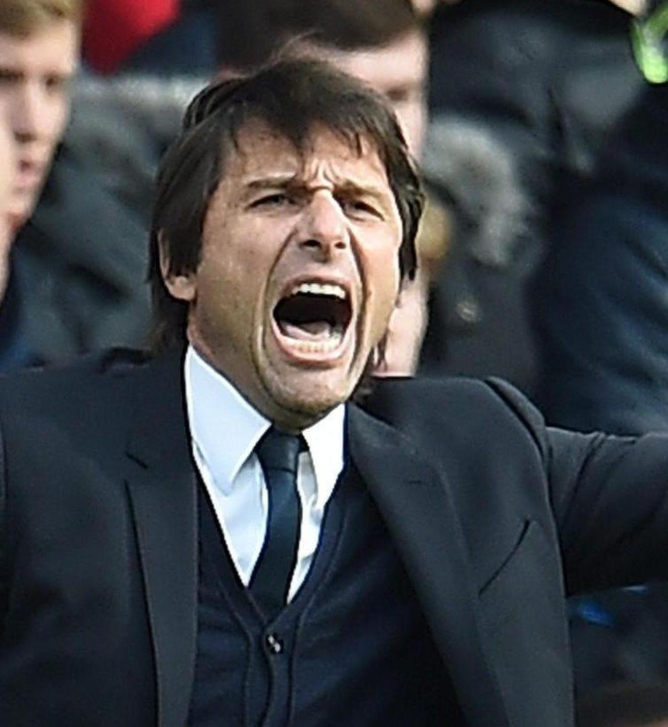 Antonio Conte confermato (per ora) alla guida del Chelsea 
