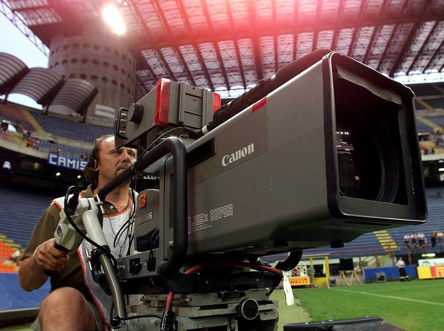 Caso diritti tv, ora la palla passa all’Antitrust 