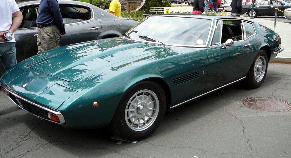 Rubiera, vende online una Maserati Ghibli del ’68 ma è una truffa: denunciato 