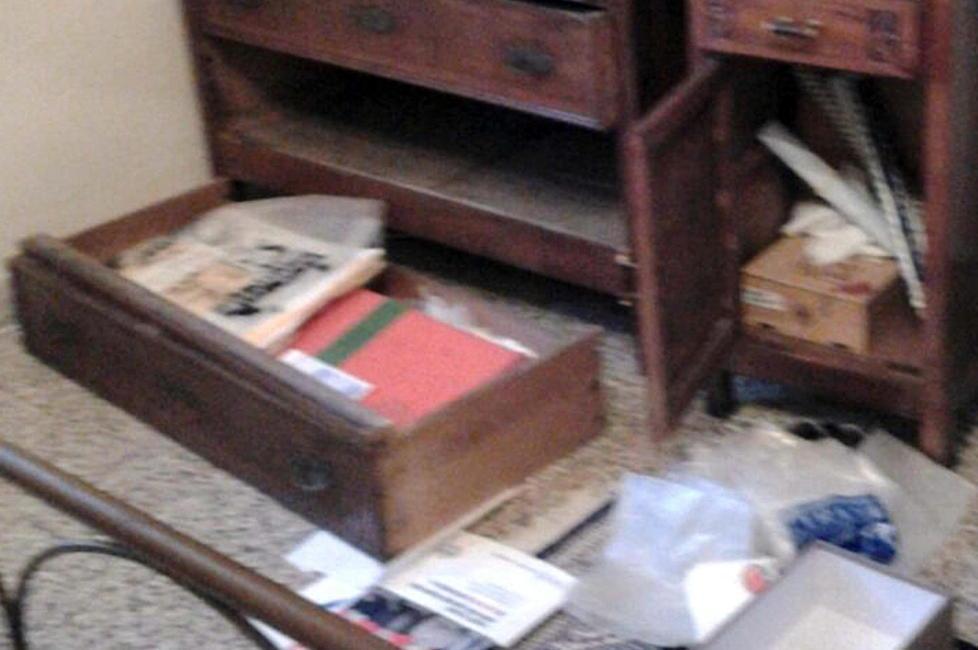 Trovano la casa svaligiata al ritorno dall’ospedale «Non ci sentiamo protetti»