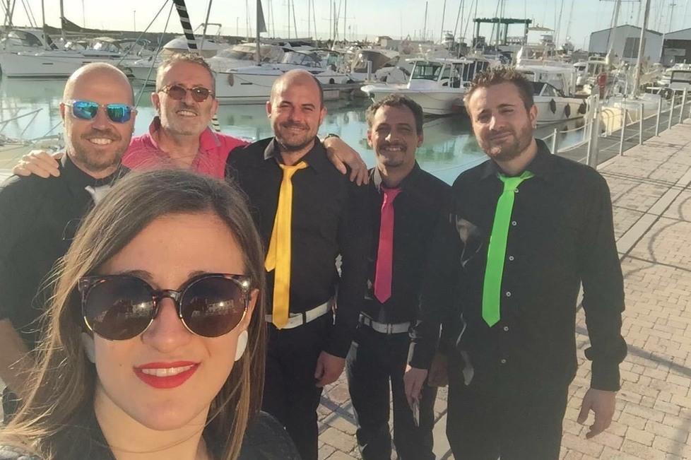 Ritrovata la strumentazione sottratta ai Blu River in un raid nei locali del Villino