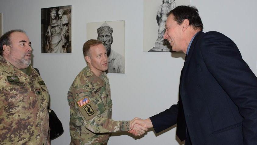 I vertici di Camp Darby in questura