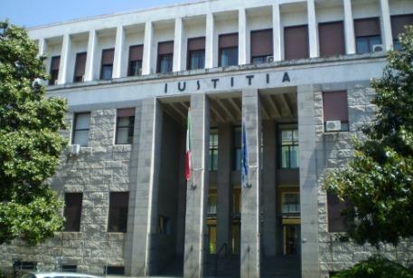 Associazione a delinquere e bancarotta: sei imputati