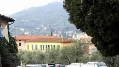 Caos parcheggi all’Agrario «Il Comune deve aiutarci»