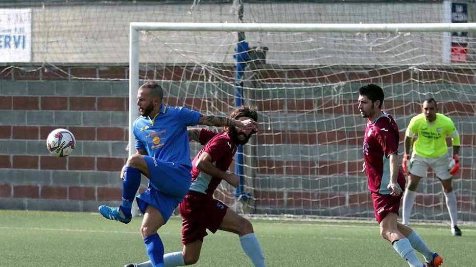 Prima, in vetta lottano nove squadre