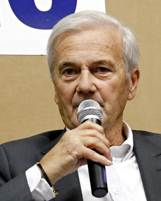 Simoni si racconta a Villa Bertelli 
