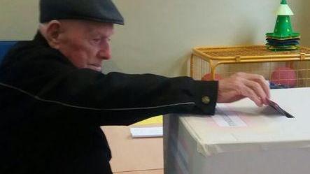 Quaranta centenari alle urne, prima volta per 1.200 ragazzi