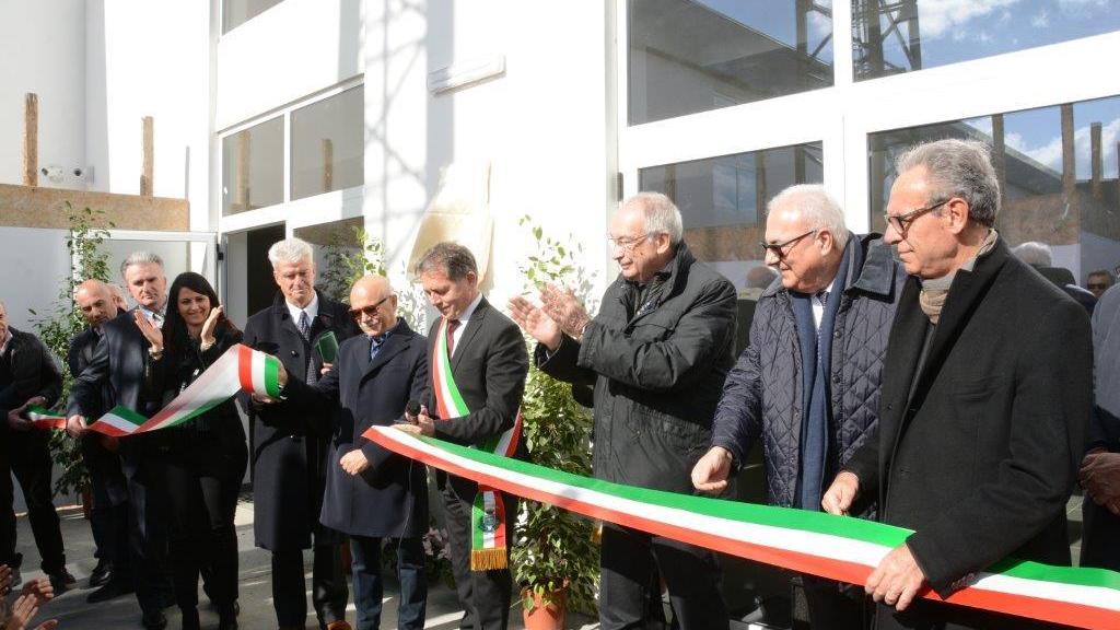 L'inaugurazione della scuola Maria Rocca (foto Gavino Sanna)