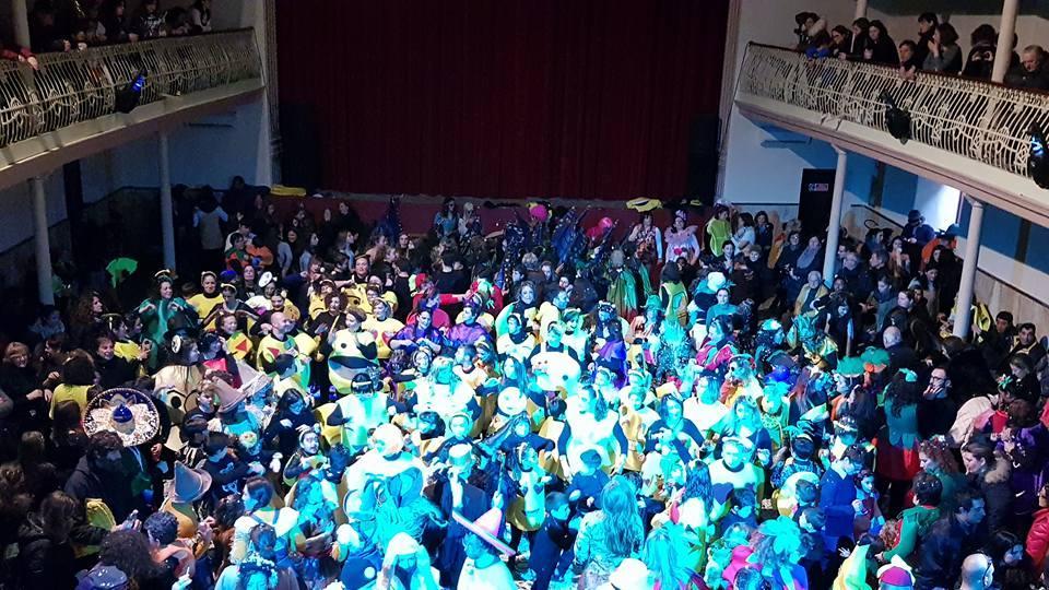 A Carloforte impazza il carnevale tra veglioni e balli