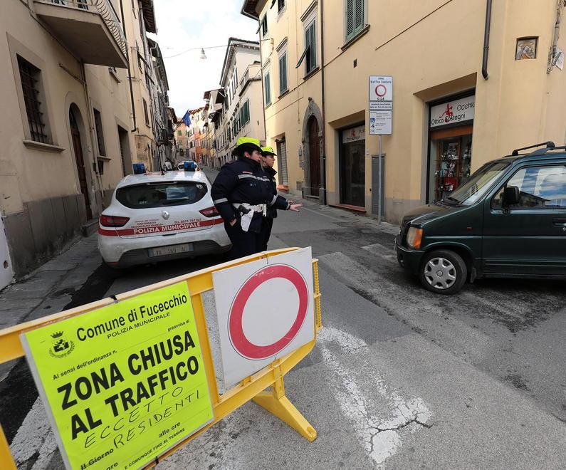 Ztl, 1.200 multe in 9 giorni Vigili “sentinelle” ai varchi 