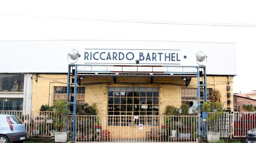 Si rompe il bacino al lavoro, finisce a Cisanello