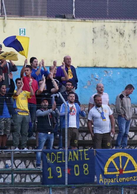 Carrarese pronta al palio contro Siena nel posticipo 