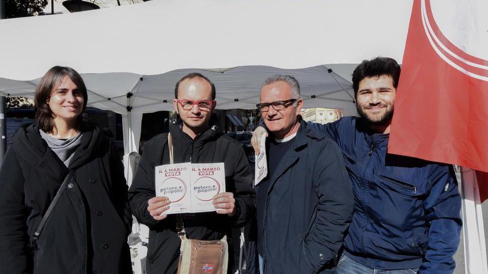 I candidati si presentano sul corso