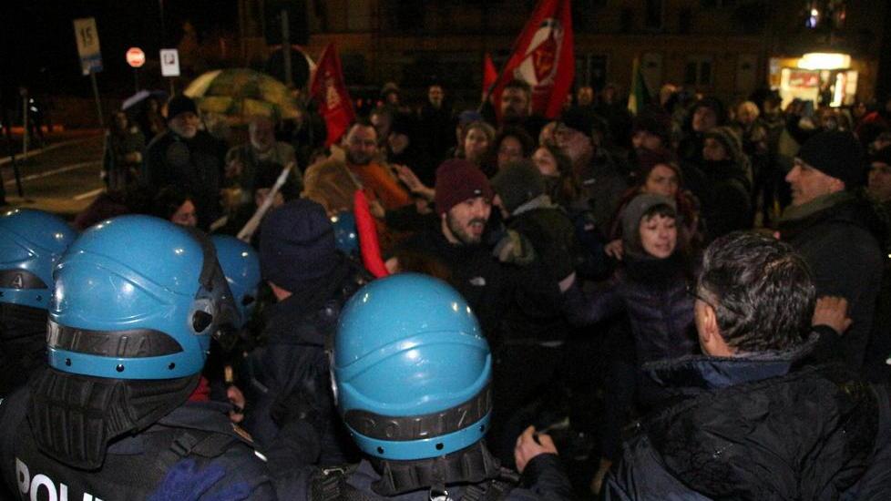 L’Anpi si dissocia dai manifestanti di Massarosa