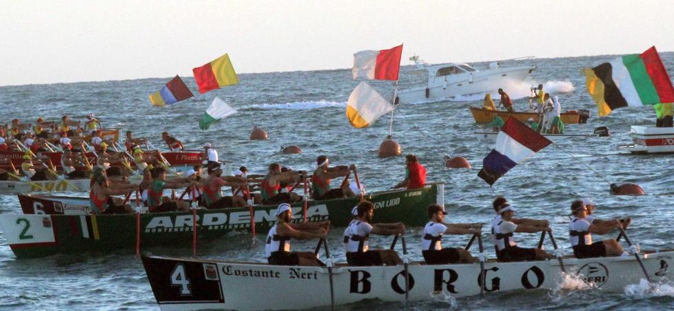 Il Palio marinaro conquista il sabato 
