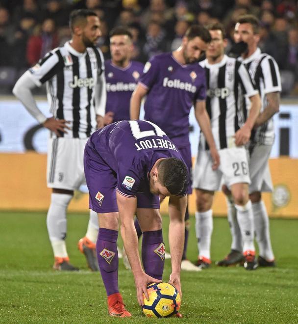 Bernardeschi e Higuain, la Juve vola 