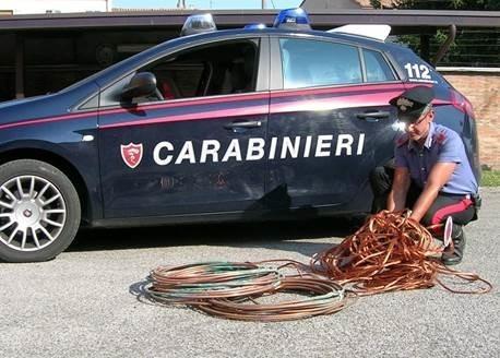 Cavriago, ladro di rame a 60 anni: incastrato dalle telecamere 