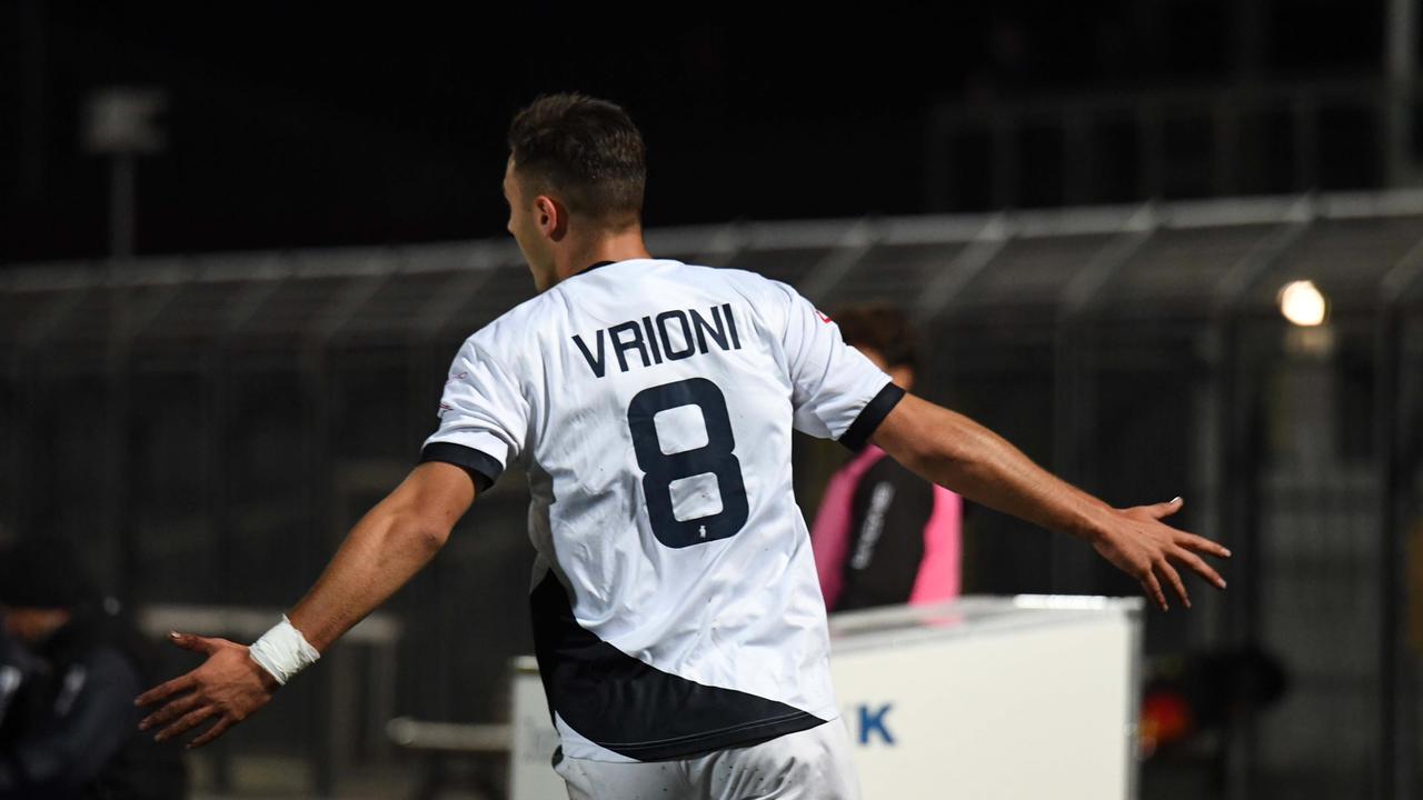 Esultanza di Vrioni