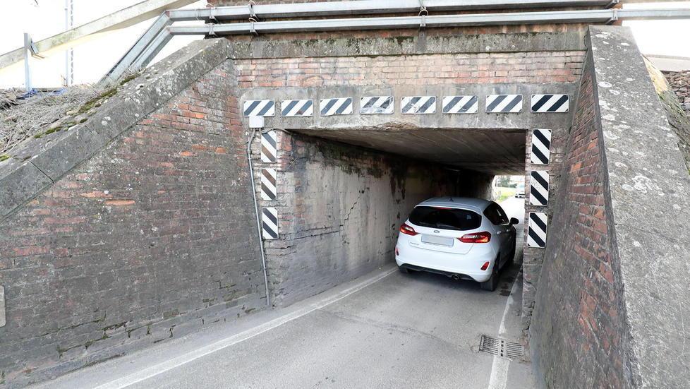 Il sottopasso dove il ragazzino è stato investito (foto agenzia Carlo Sestini)