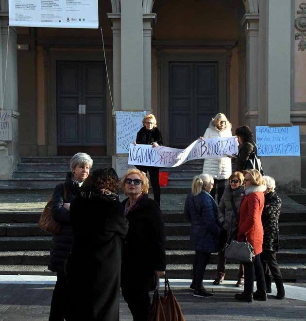 Antincendio, vigile del fuoco nel mirino 